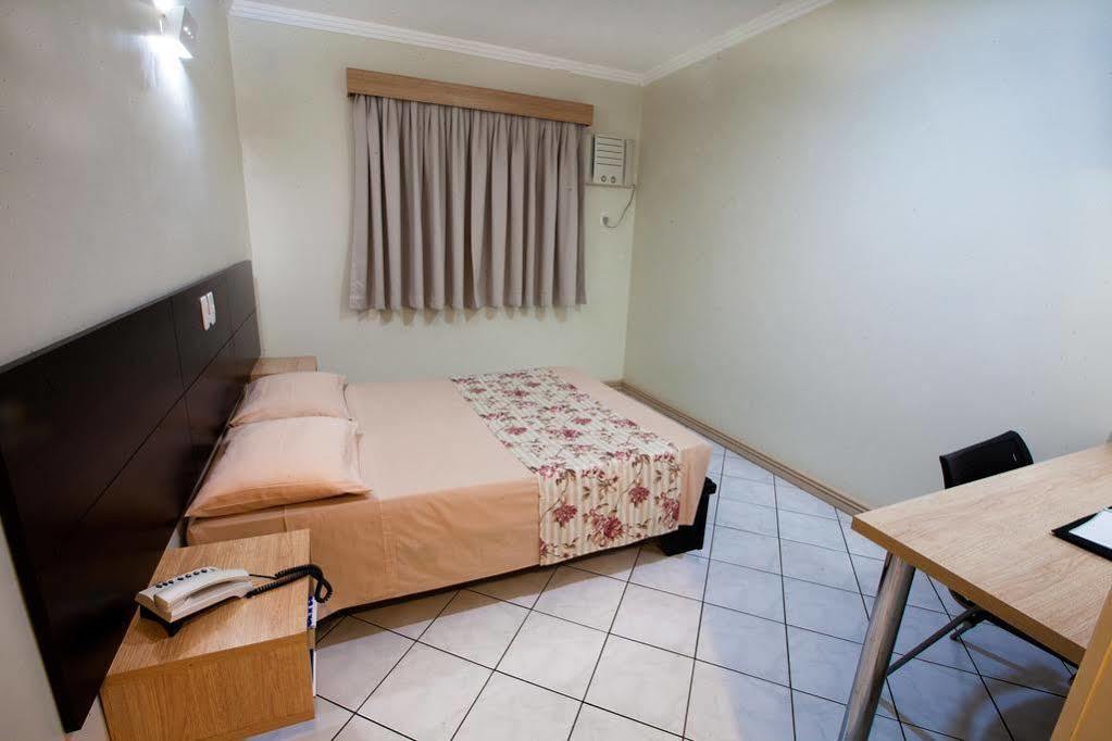Hotel Caiua Express Umuarama Buitenkant foto